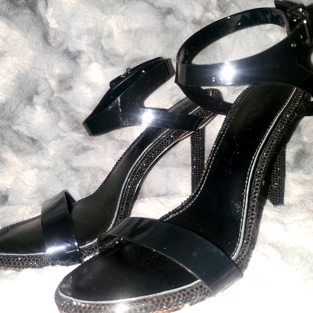 Gianni Bini Kyree Blk Stilleto SparklyBeaded Trim&Heel, JellyLike AnkleStrap sz6